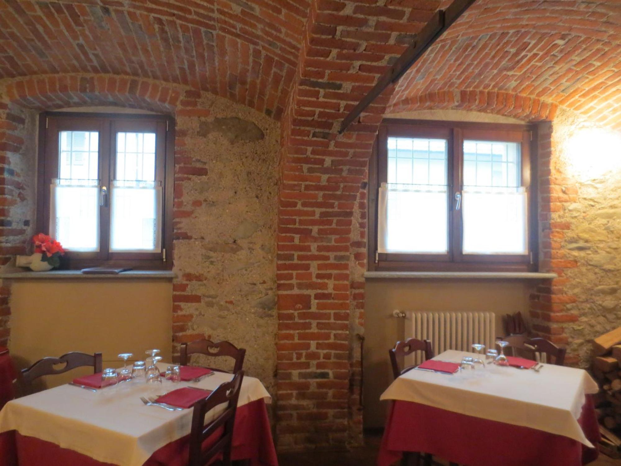 Albergo Dei Pescatori Chiusa di Pesio ภายนอก รูปภาพ