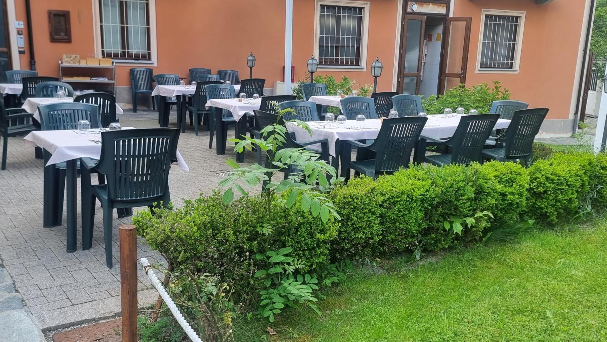 Albergo Dei Pescatori Chiusa di Pesio ภายนอก รูปภาพ