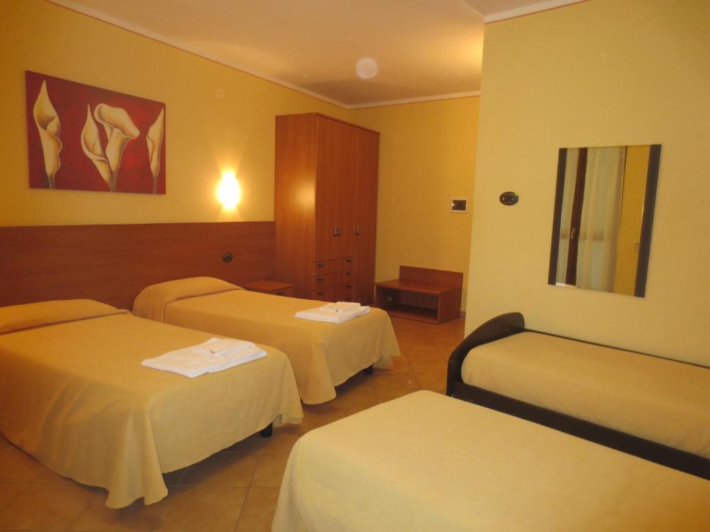 Albergo Dei Pescatori Chiusa di Pesio ห้อง รูปภาพ